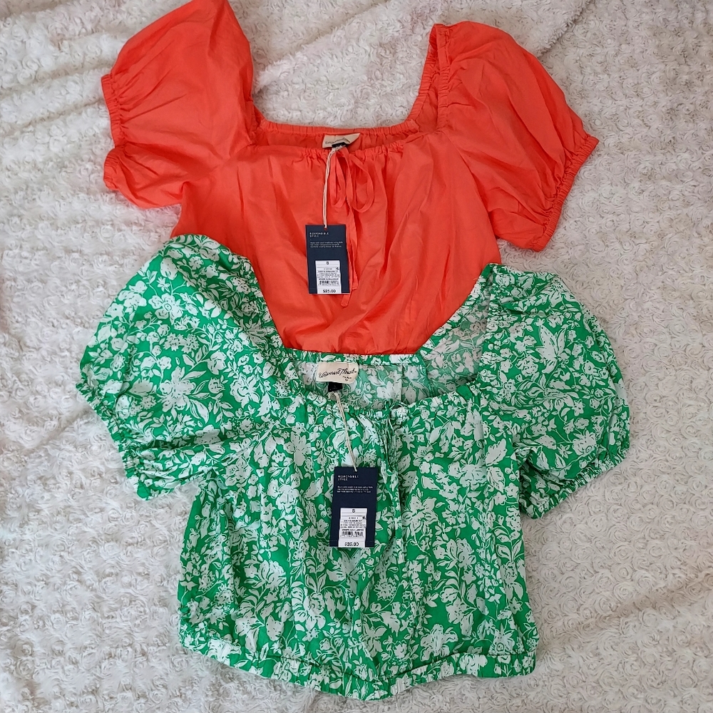 BUNDLE (2) Fun Puff sleeve Cotton crop tops Small Festival Faire Hippie Summer
